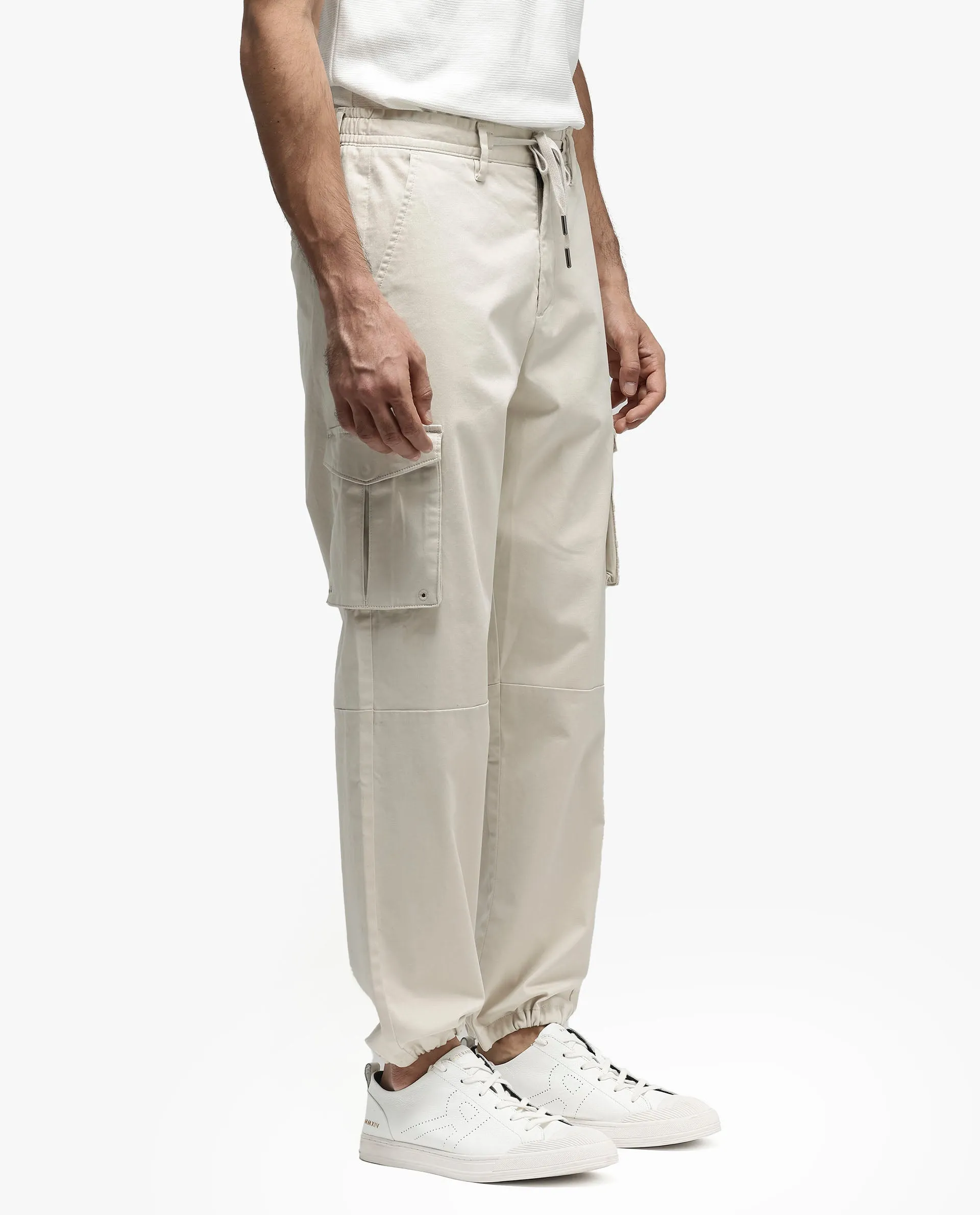 Rare Rabbit Men's Maks Off White Drawstring Closure Mid-Rise Relaxed Fit Solid Trouser